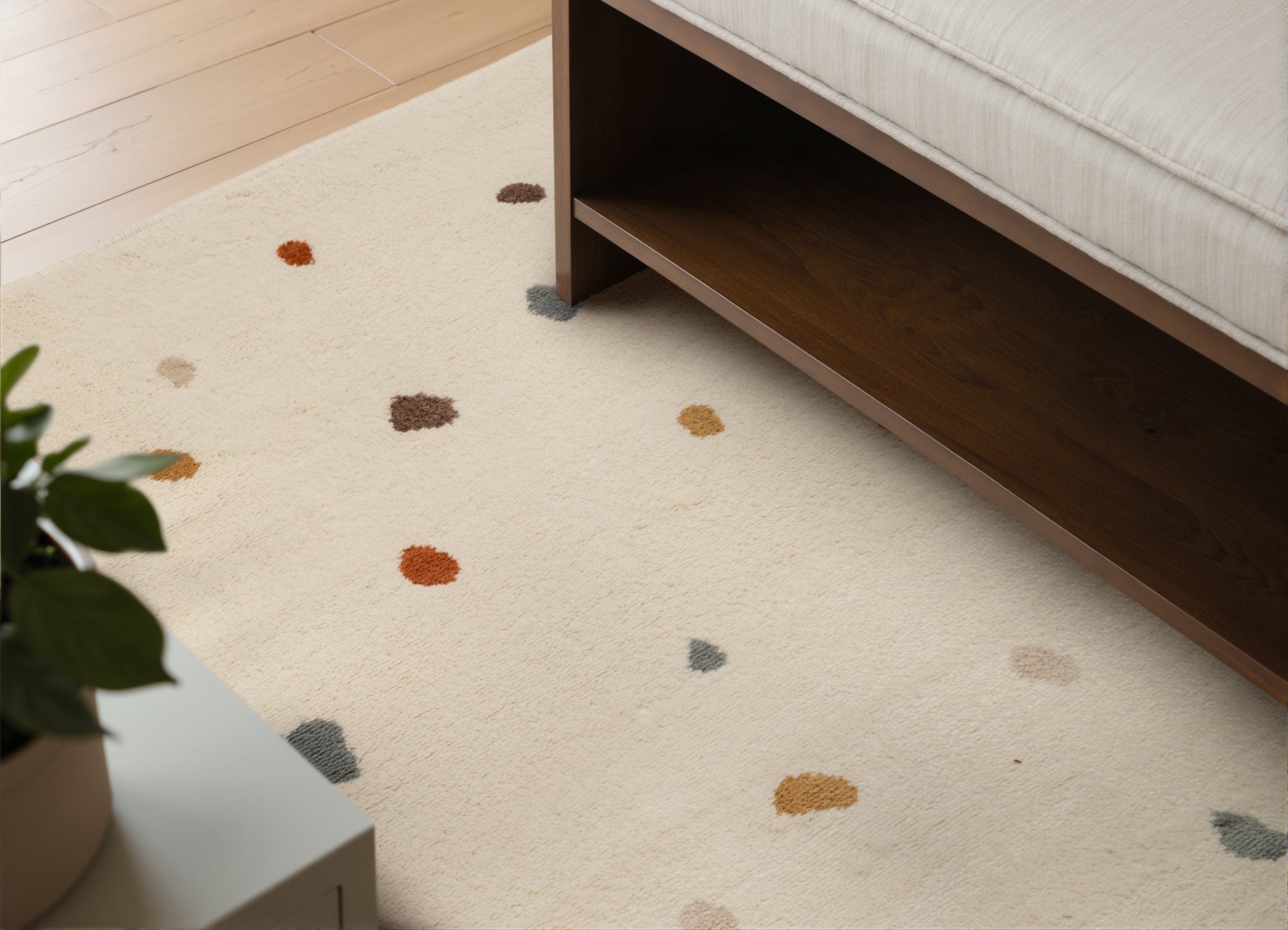 EVENTYR TÆPPE PRIKKER, CREME-FLERFARVET 106210