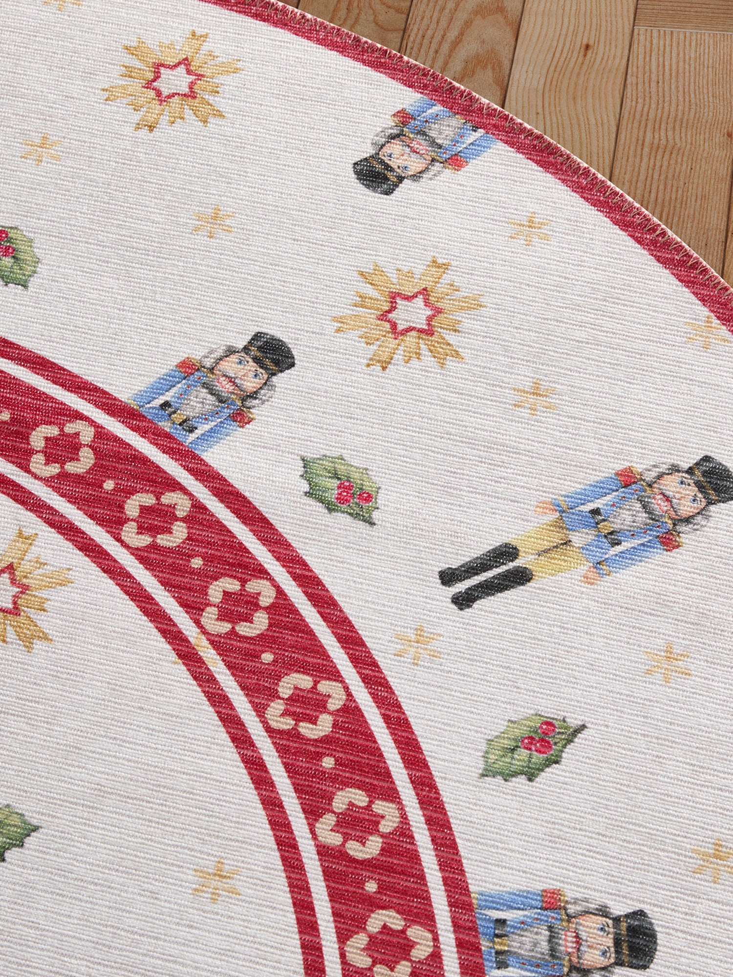 VILLEROY & BOCH TOY'S DELIGHT LIMITED EDITION JULETÆPPE, NØDDEKNÆKKER CREME-RØD