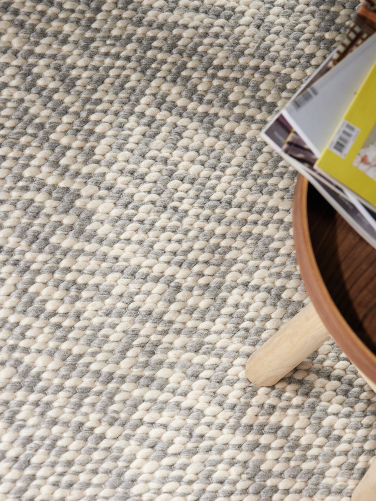 ELLE DECORATION LYON ULDTÆPPE, BEANS NATURLIG CREME GRÅ