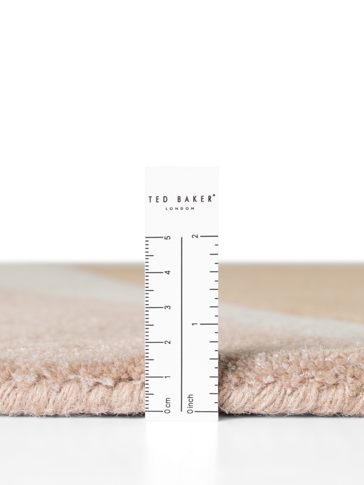 TED BAKER WESTMINSTER ULDTÆPPE, WINDMILL CREME-BEIGE
