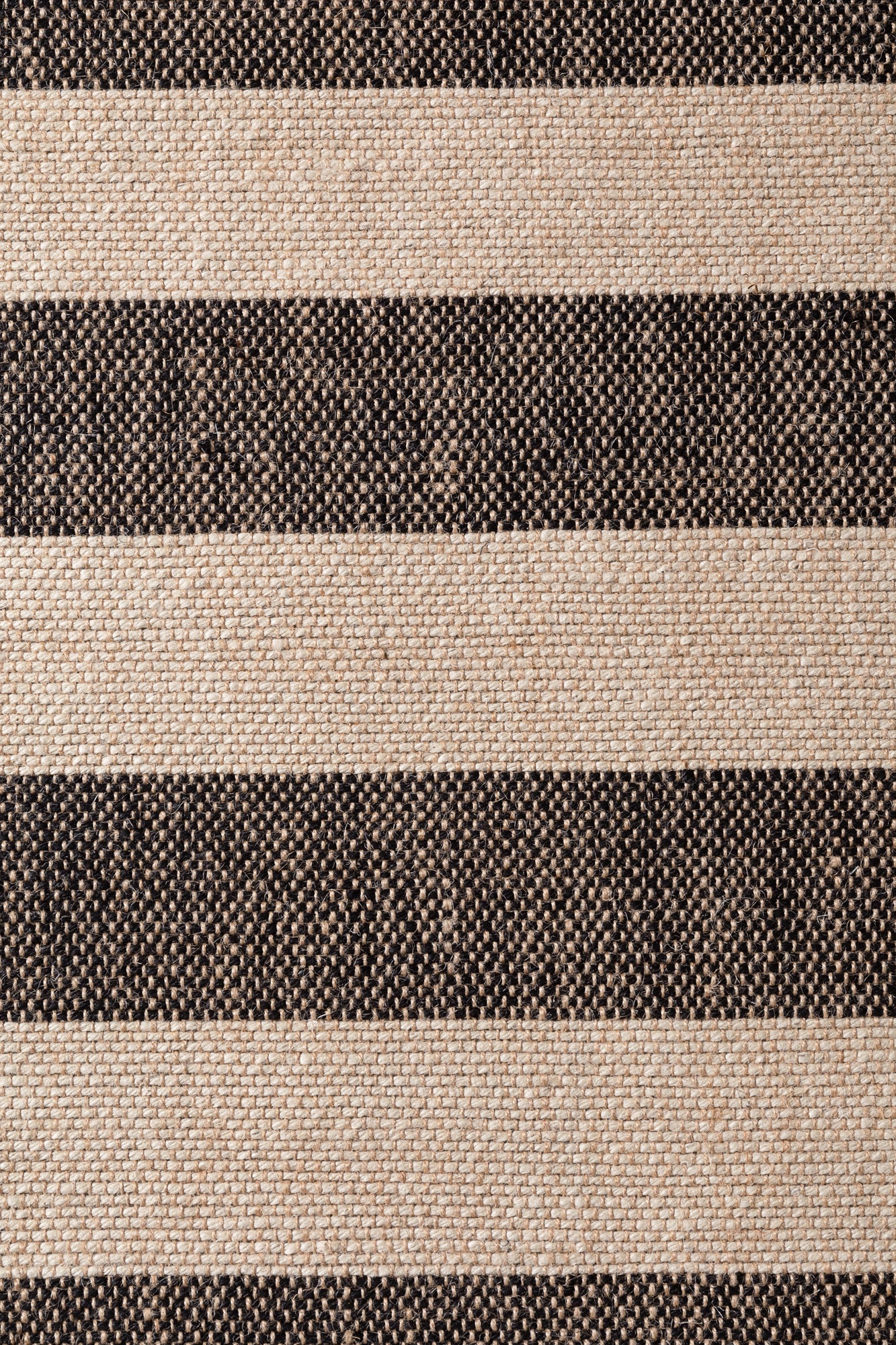 HANDLOOM JUTE TÆPPE PLAYA, NATURLIG HVID-SORT