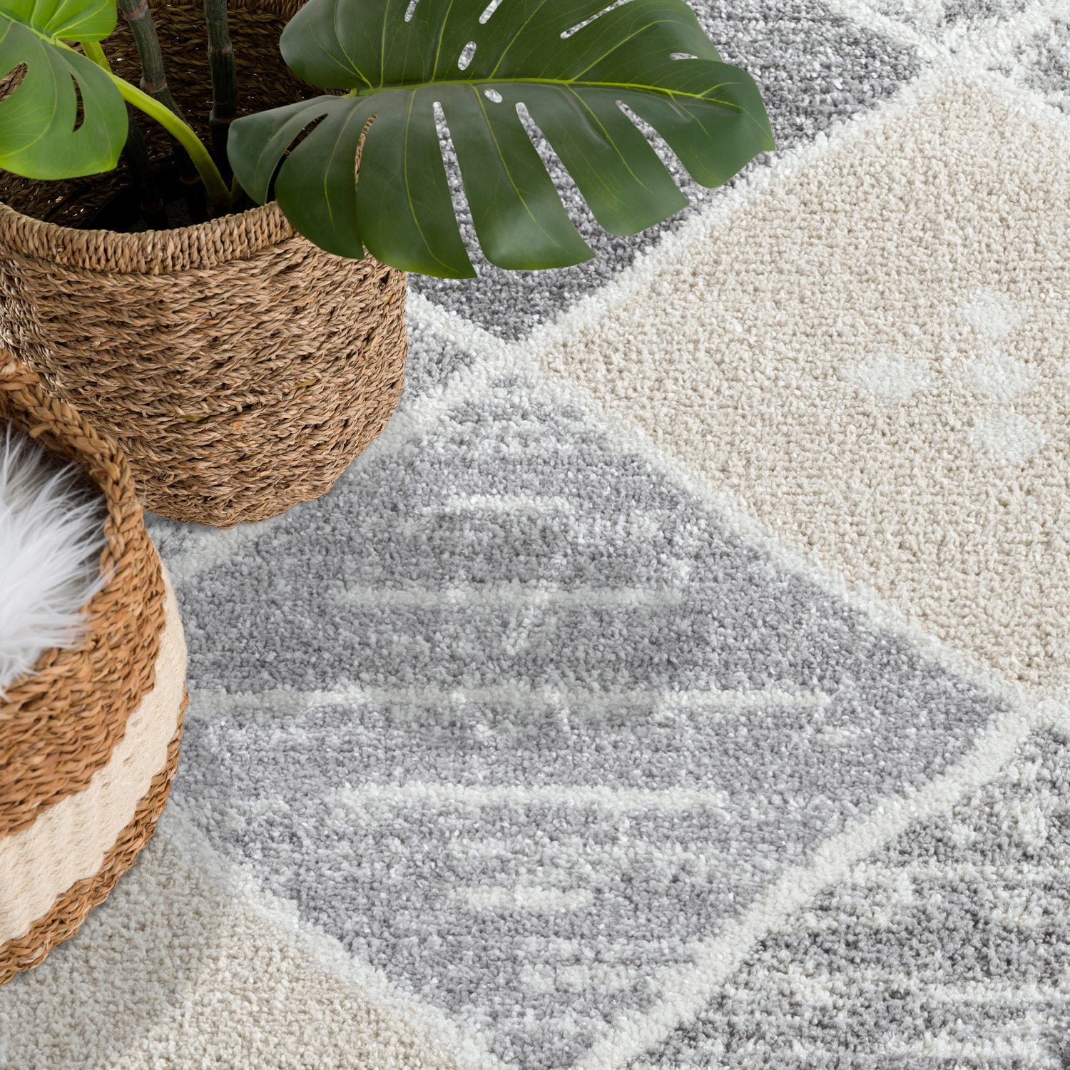 CLAIRE MODERNE KORTLUVET TÆPPE, GRÅ 179