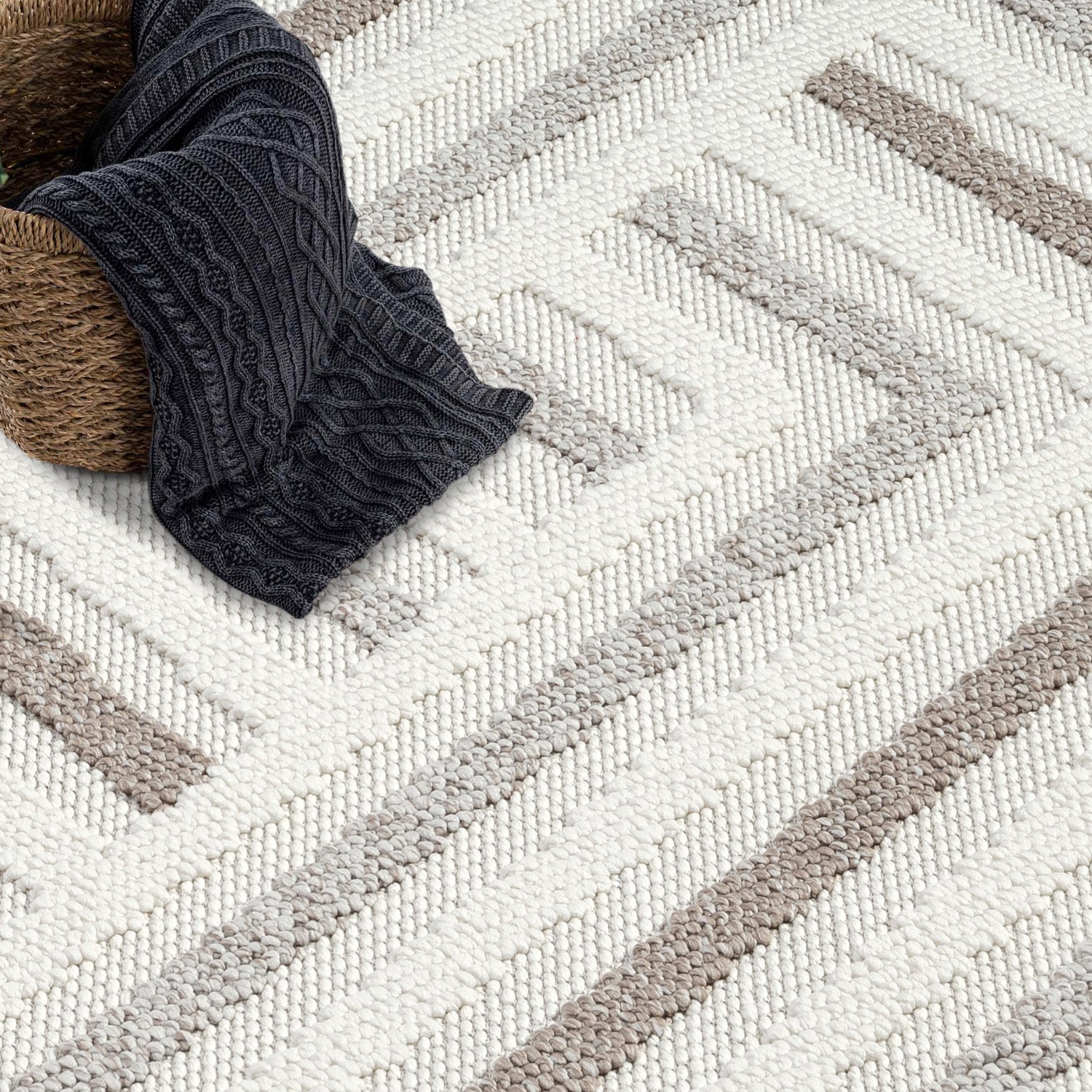 MODERNE TÆPPE LINDA, 7590 CREME