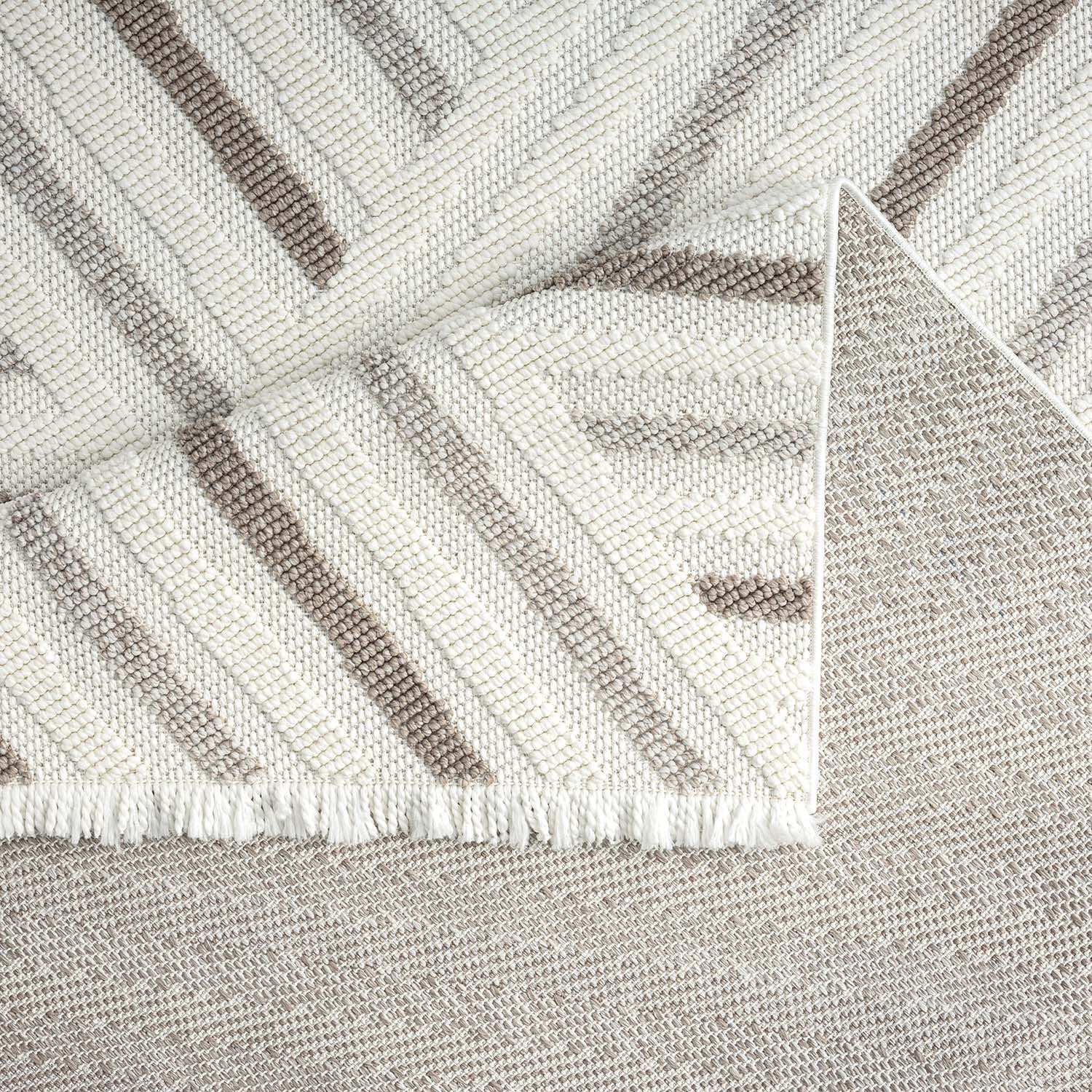MODERNE TÆPPE LINDA, 7590 CREME
