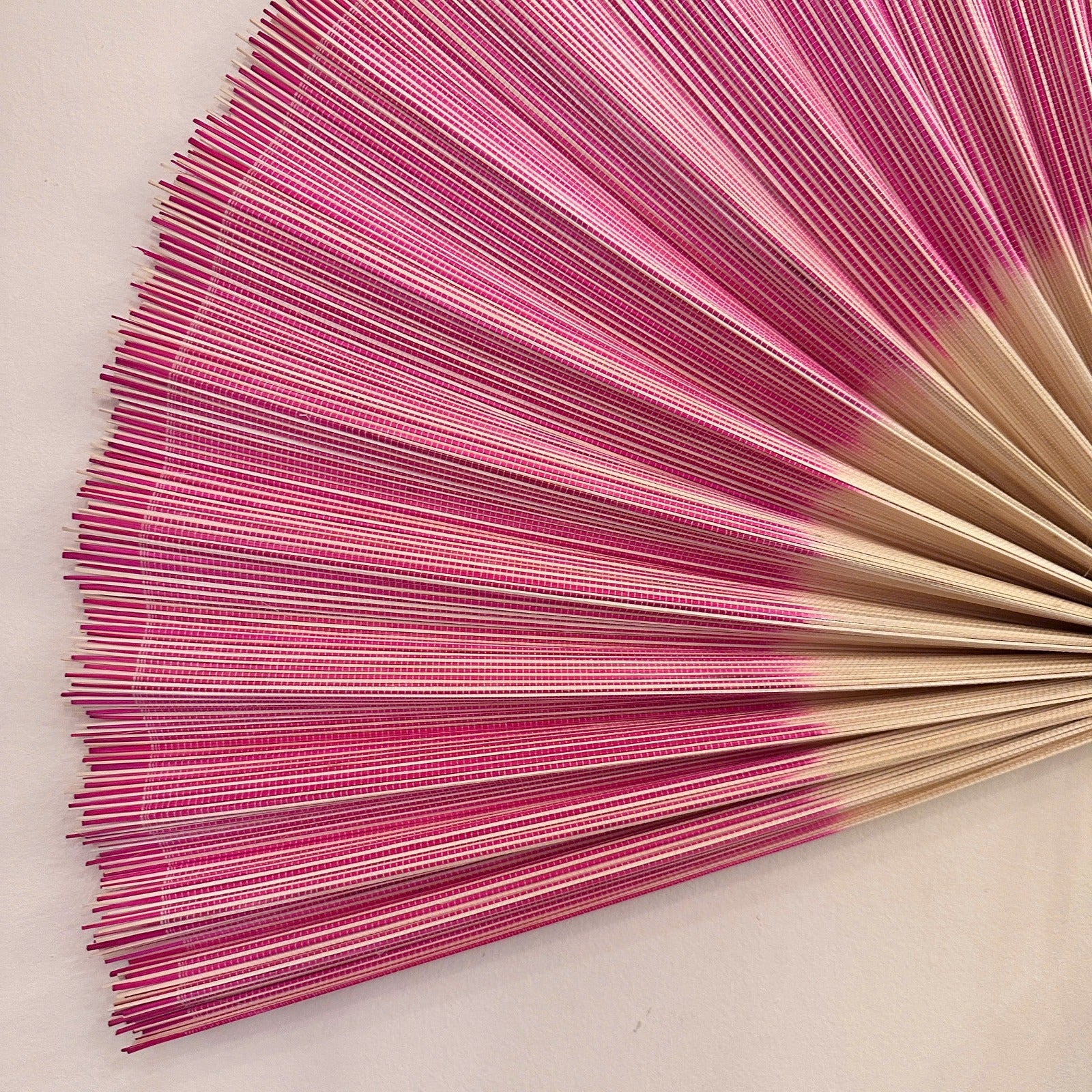 SENSU, HÅNDLAVET BAMBUS VÆGVIFTE - NATUR ROSA