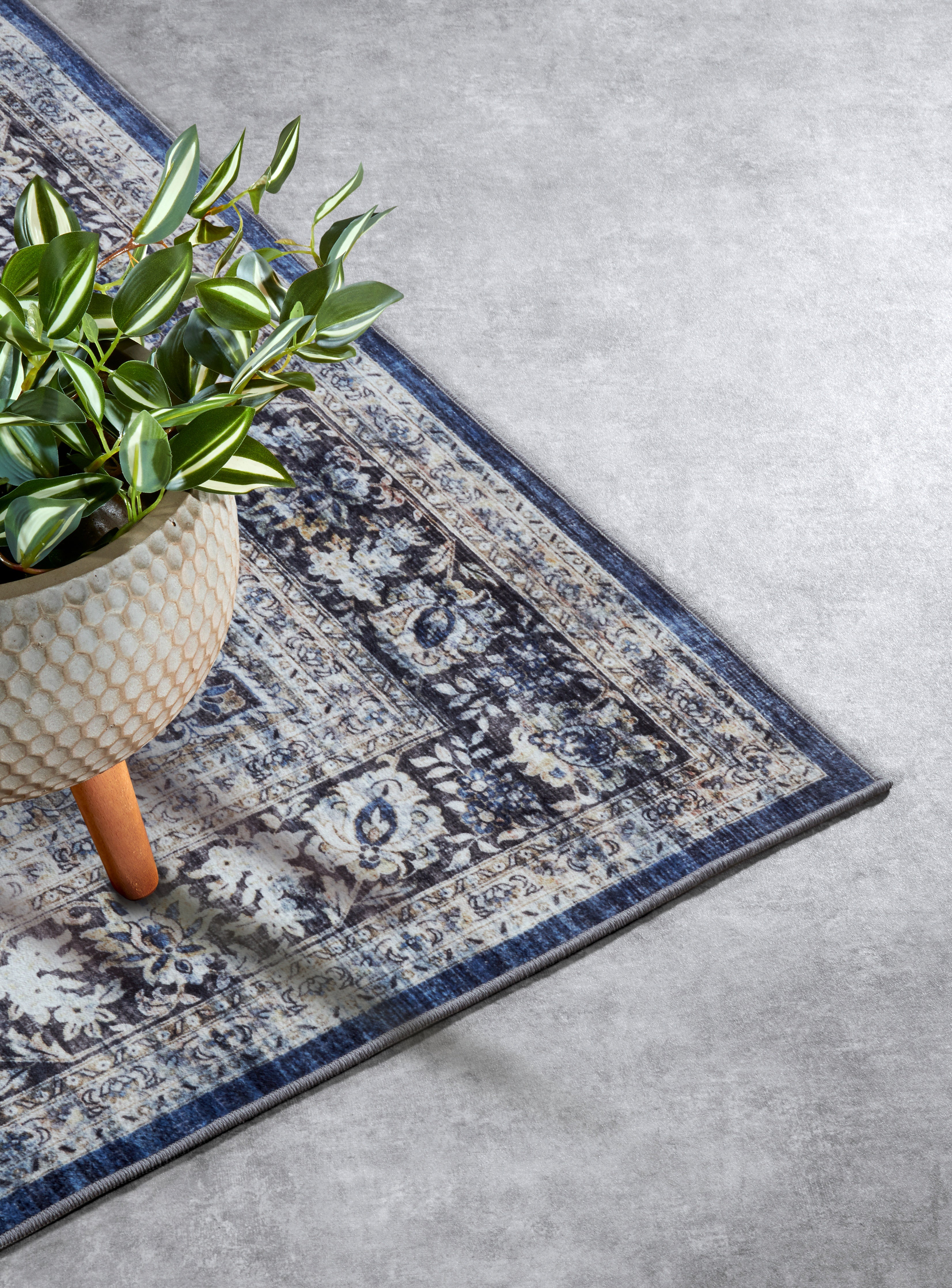 HANSE HOME ASYA TÆPPE MØRKEBLÅ CREME - 106039