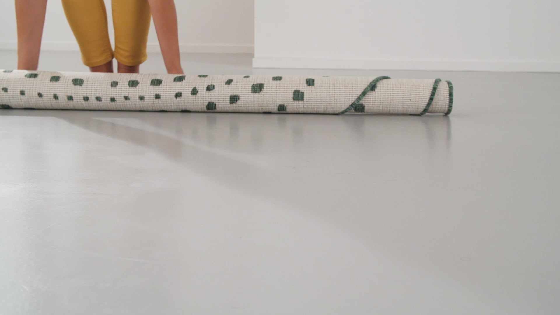 Indlæs video: HANSE HOME TWIN TÆPPE, GRØN-CREME 103111