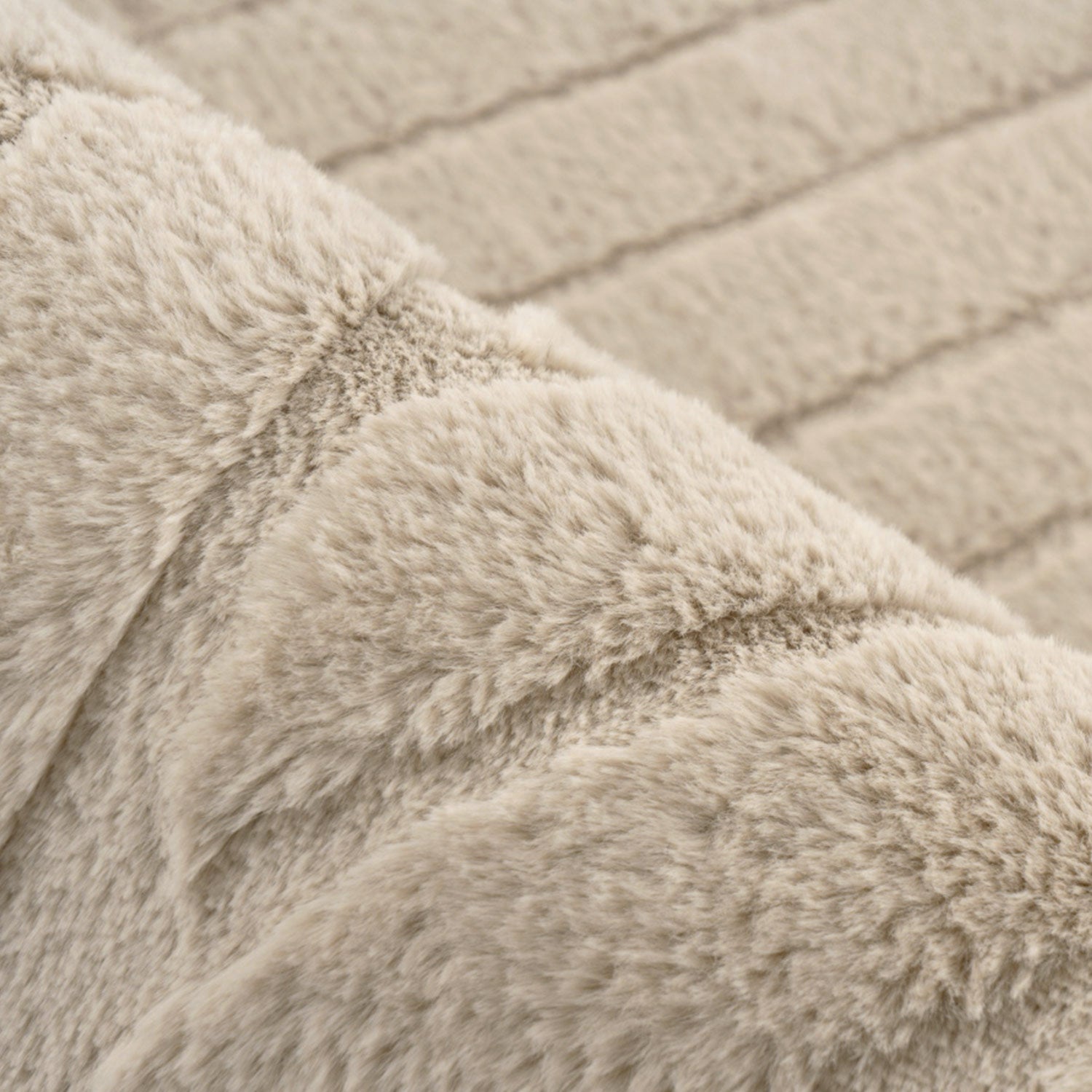 WAVY SOFT MODERNE PELSTÆPPE, 501 BEIGE