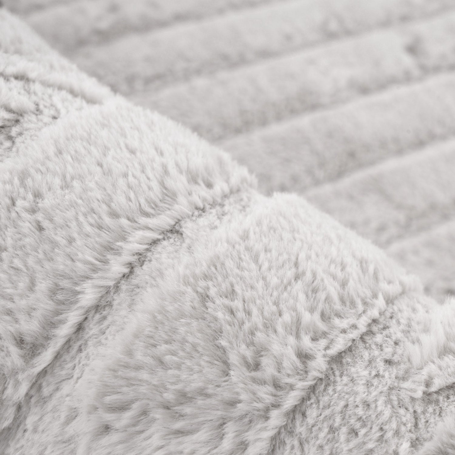 WAVY SOFT MODERNE PELSTÆPPE, 501 LYSEGRÅ