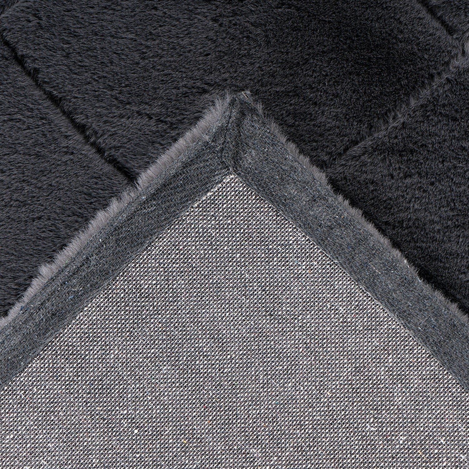 SOFT TOUCH KVADRAT, 600 GRAFIT